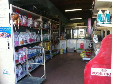 Bazza's Pet Shack - Vet Canberra 1