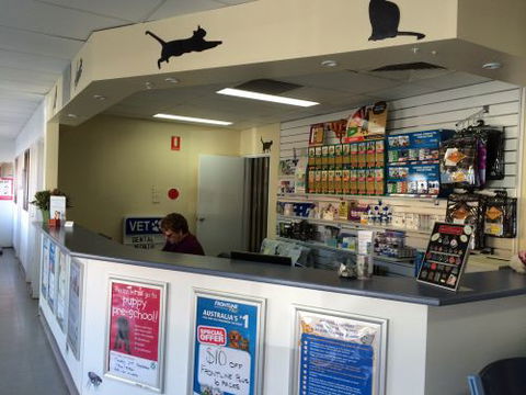 ALBION PARK VETERINARY HOSPITAL - Vet Canberra 0