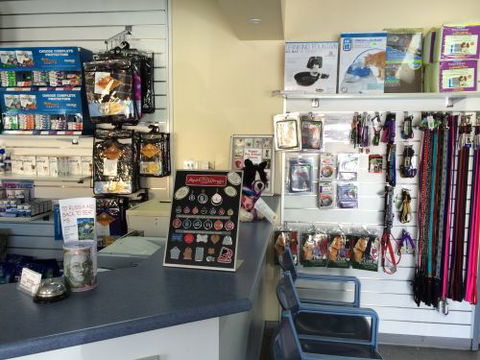 ALBION PARK VETERINARY HOSPITAL - Vet Canberra 1