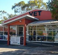 Crouch Joshua Dr - Vet Canberra